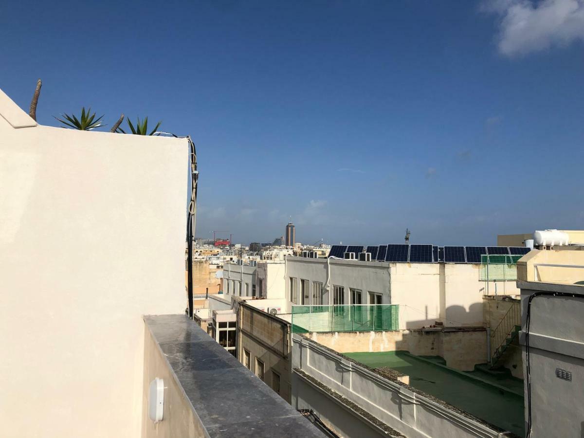 Holiday Townhouse In Sliema Centre Buitenkant foto